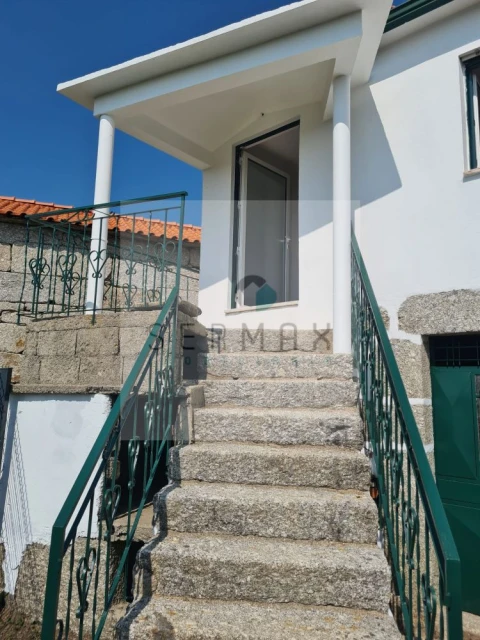 Moradia T2 para Venda em Valdreu