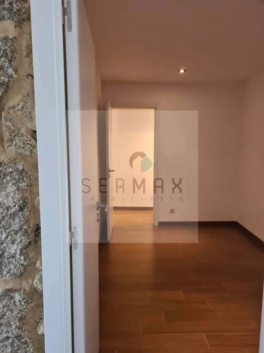 Moradia T2 para Venda em Valdreu Foto 8