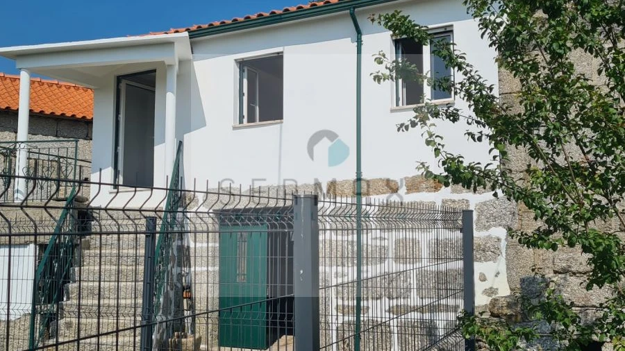Moradia T2 para Venda em Valdreu