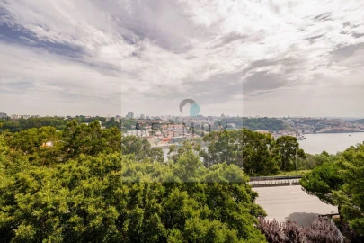 Apartamento T5 para Venda em Santa Marinha e São Pedro da Afurada