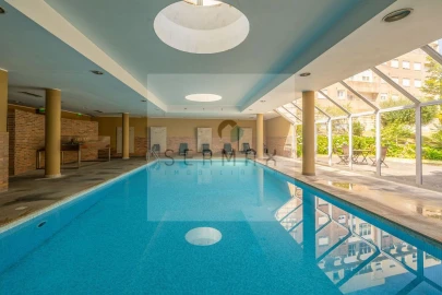 Apartamento T5 para Venda em Santa Marinha e São Pedro da Afurada