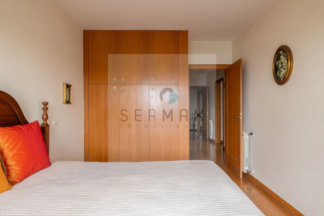 Apartamento T5 para Venda em Santa Marinha e São Pedro da Afurada Foto 10