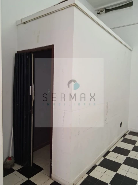 Loja para Arrendamento em Cedofeita, Santo Ildefonso, Sé, Miragaia, São Nicolau e Vitória