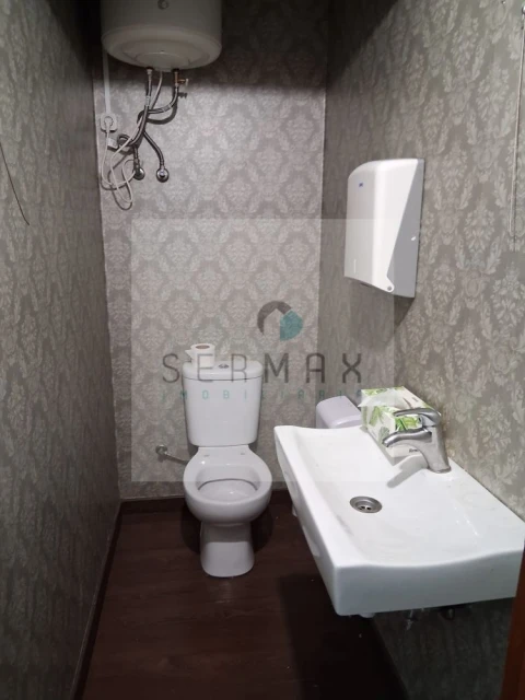 Loja para Arrendamento em Cedofeita, Santo Ildefonso, Sé, Miragaia, São Nicolau e Vitória