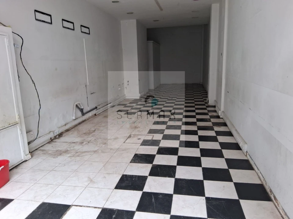 Loja para Arrendamento em Cedofeita, Santo Ildefonso, Sé, Miragaia, São Nicolau e Vitória Foto 3