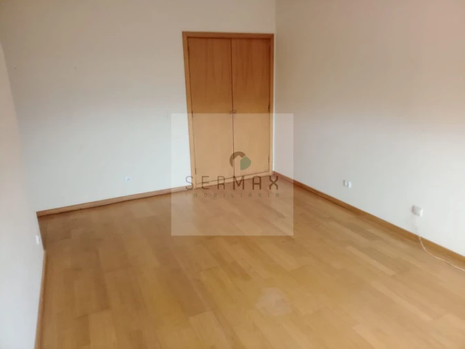 Apartamento T3 para Venda em Canidelo Foto 16
