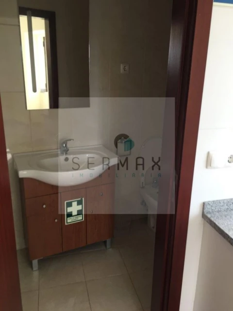 Loja para Arrendamento em Cedofeita, Santo Ildefonso, Sé, Miragaia, São Nicolau e Vitória