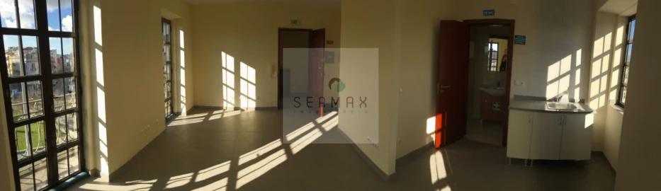 Loja para Arrendamento em Cedofeita, Santo Ildefonso, Sé, Miragaia, São Nicolau e Vitória