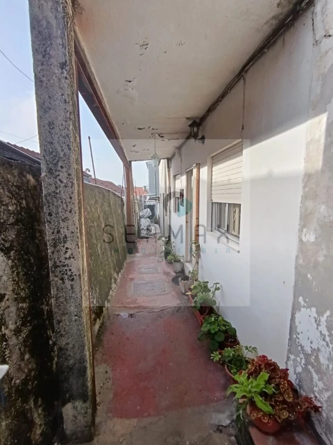 Moradia T2 para Venda em Santa Marinha e São Pedro da Afurada