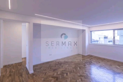 Apartamento T4 para Venda em Cedofeita, Santo Ildefonso, Sé, Miragaia, São Nicolau e Vitória