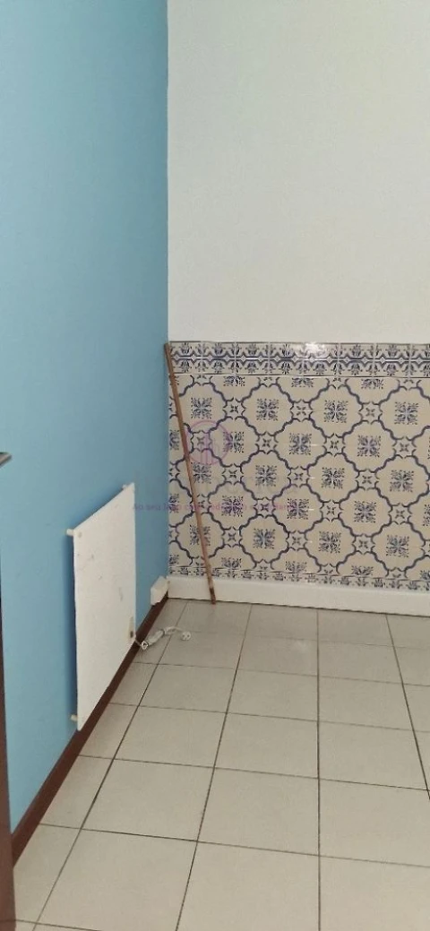 Loja para Venda em Algueirão-Mem Martins