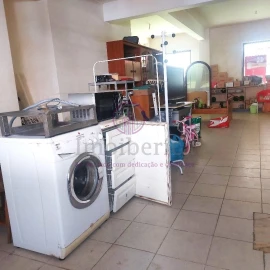 Loja para Venda em Algueirão-Mem Martins