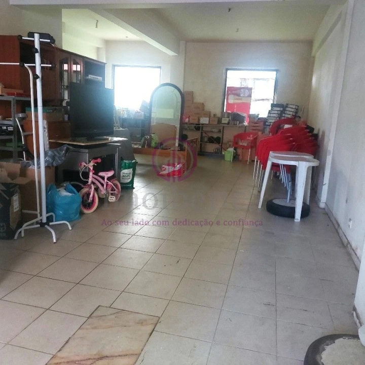 Loja para Venda em Algueirão-Mem Martins Foto 6