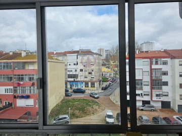 Apartamento T3 para Venda em Algueirão-Mem Martins