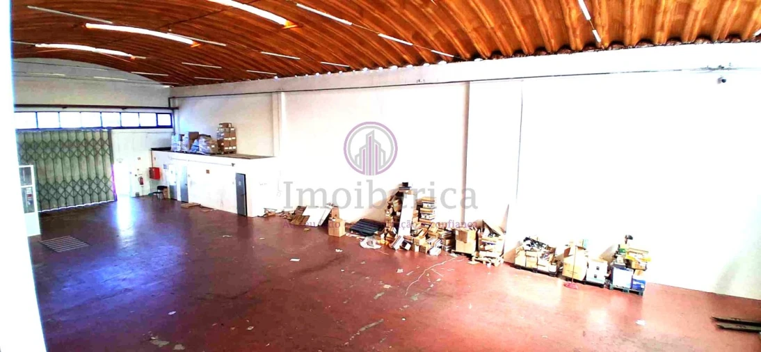 Loja para Arrendamento em Massamá e Monte Abraão Foto 29