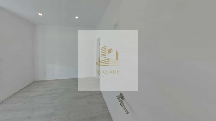 Apartamento T2 para Venda em São Vicente Foto 11