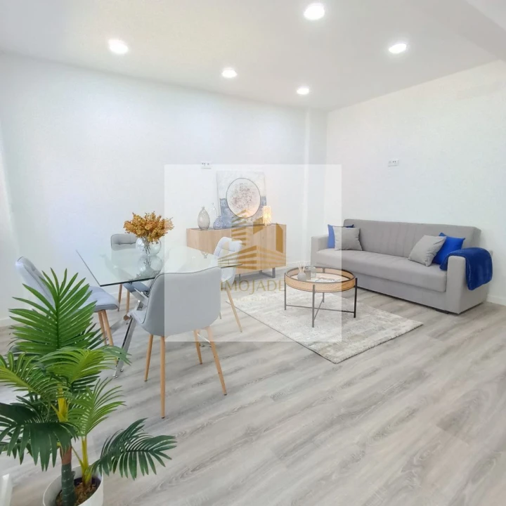 Apartamento T3 para Venda em Benfica Foto 1