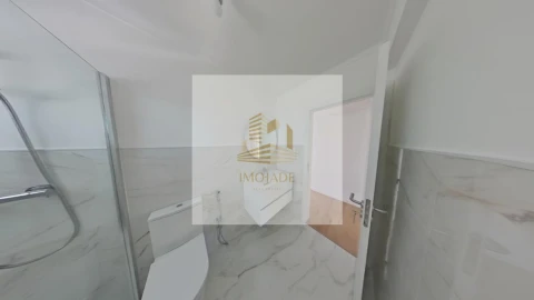 Apartamento T2 para Venda em Camarate, Unhos e Apelação