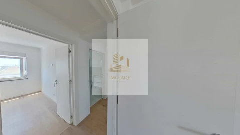 Apartamento T2 para Venda em Camarate, Unhos e Apelação