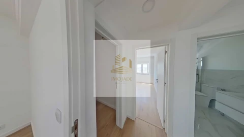 Apartamento T2 para Venda em Camarate, Unhos e Apelação