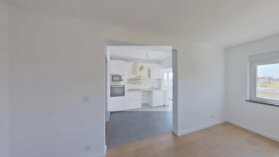 Apartamento T2 para Venda em Camarate, Unhos e Apelação Foto 28