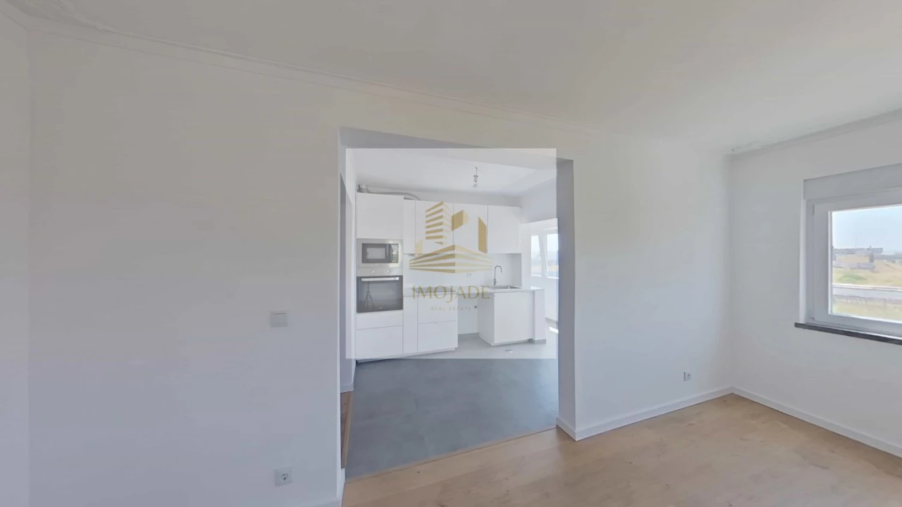 Apartamento T2 para Venda em Camarate, Unhos e Apelação Foto 28