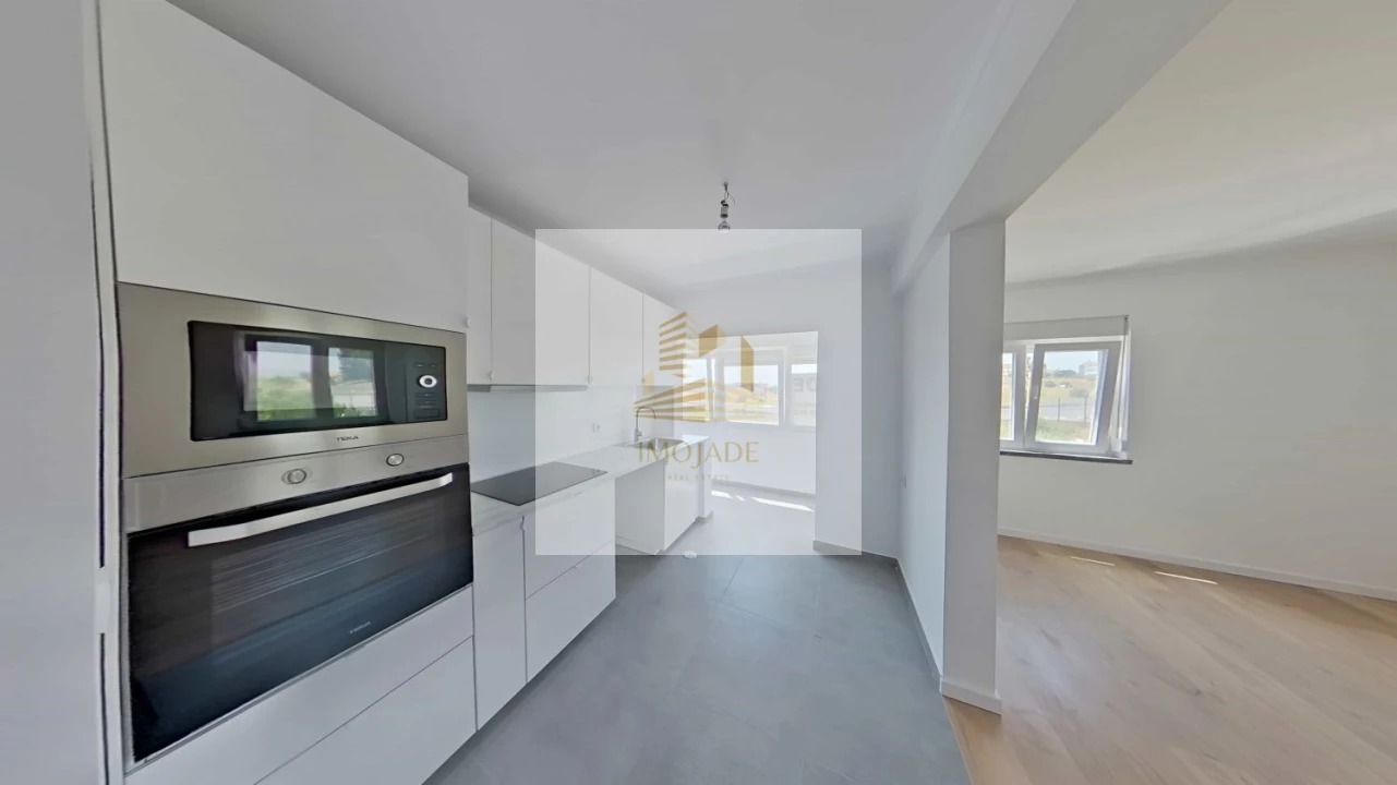 Apartamento T2 para Venda em Camarate, Unhos e Apelação Foto 14