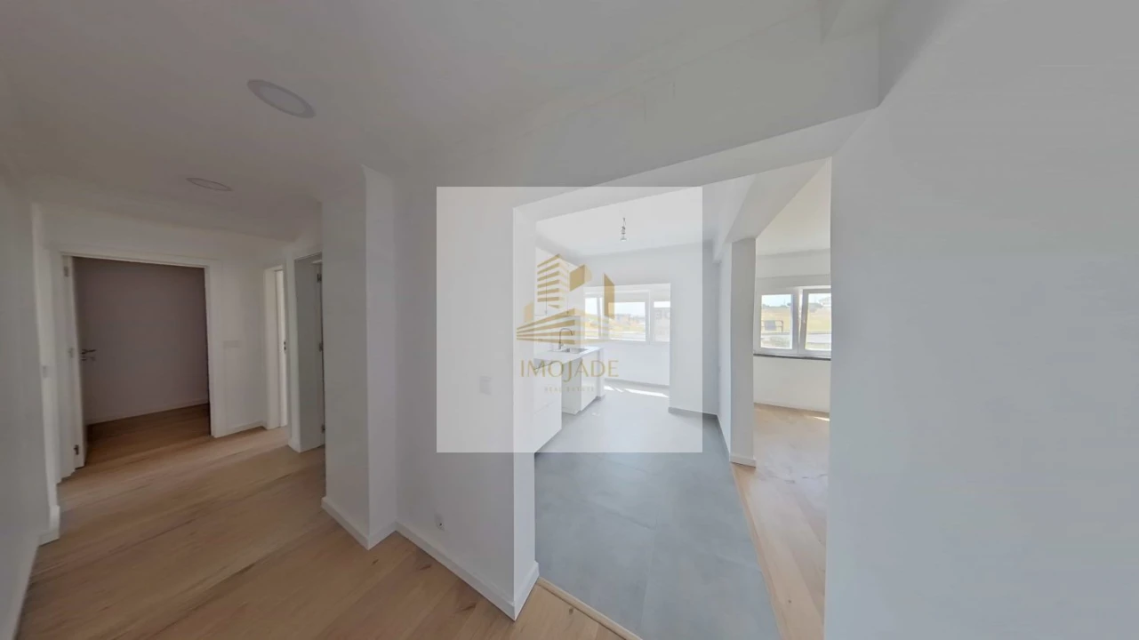 Apartamento T2 para Venda em Camarate, Unhos e Apelação Foto 13