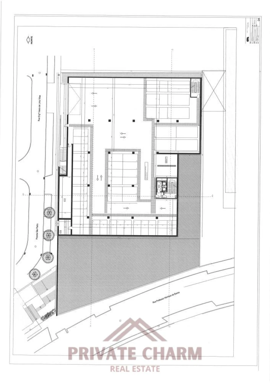 Loja para Arrendamento em Sacavém e Prior Velho Foto 5