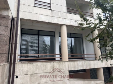 Loja para Arrendamento em Leiria, Pousos, Barreira e Cortes