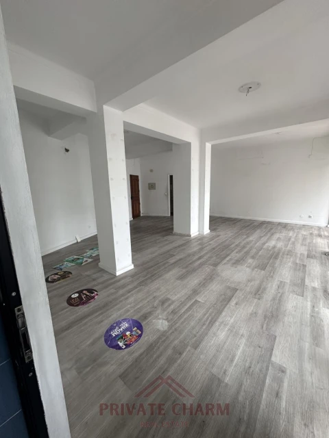 Loja para Arrendamento em Leiria, Pousos, Barreira e Cortes