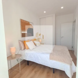 Apartamento T3 para Venda em Benfica