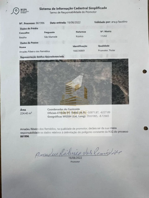 Terreno para Venda em São Mamede