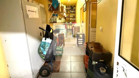 Loja para Venda em Salvaterra de Magos e Foros de Salvaterra