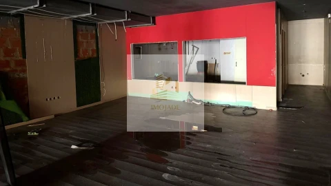 Loja para Venda em Samora Correia