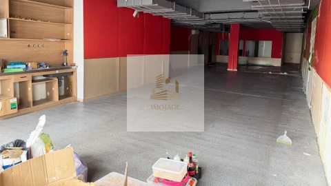 Loja para Venda em Samora Correia