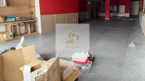 Loja para Venda em Samora Correia