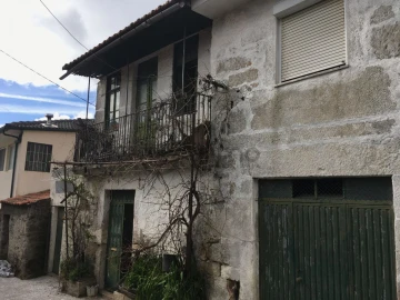 Moradia T2 para Venda em Alijo