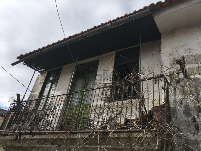 Moradia T2 para Venda em Alijo Foto 8