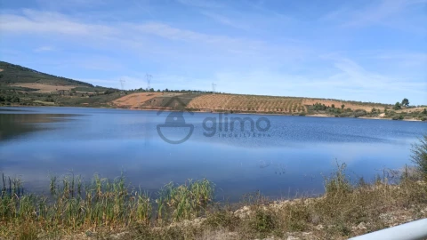 Moradia T3 para Venda em Torre de Moncorvo