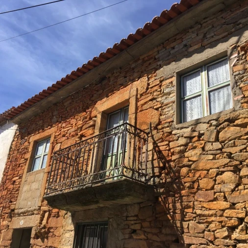 Moradia T3 para Venda em Torre de Moncorvo Foto 4