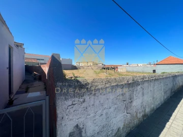 Terreno para Venda em Perafita, Lavra e Santa Cruz do Bispo