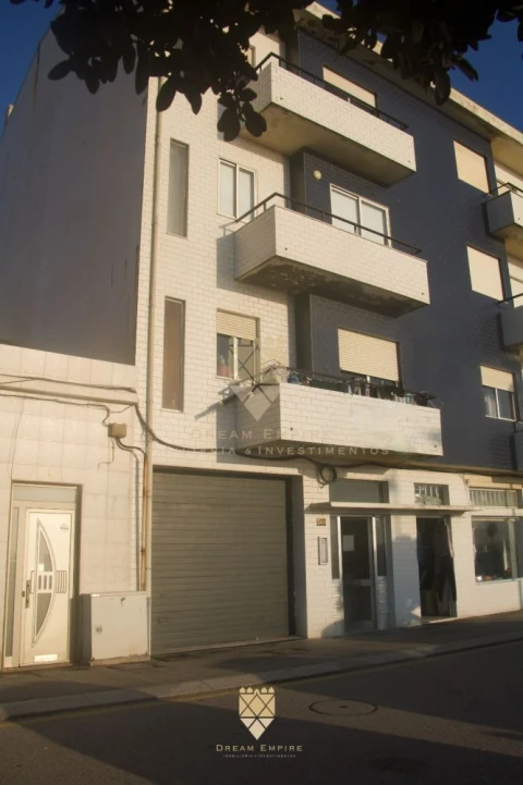Apartamento T3 para Venda em Santa Maria Maior