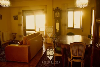 Apartamento T3 para Venda em Santa Maria Maior
