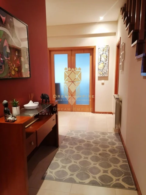 Moradia T3 para Venda em Recarei