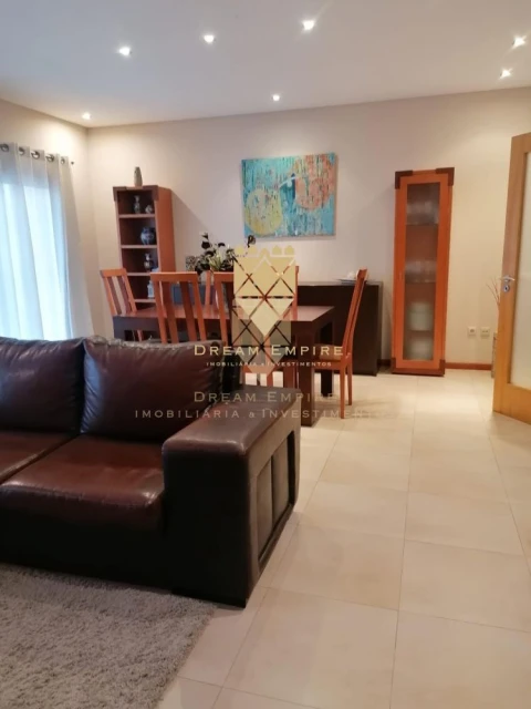 Moradia T3 para Venda em Recarei