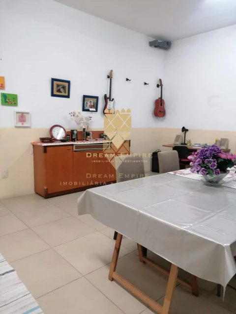 Moradia T3 para Venda em Recarei