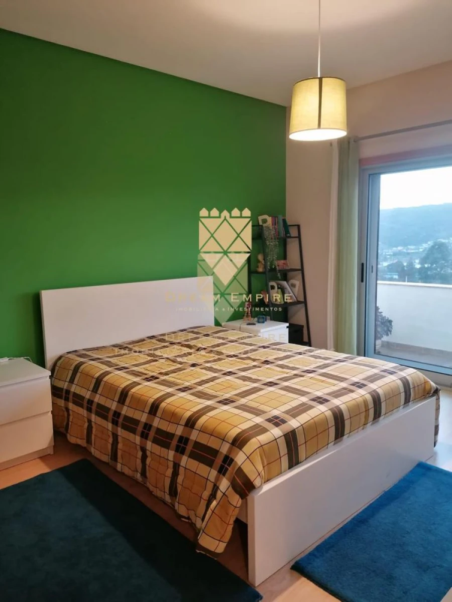 Moradia T3 para Venda em Recarei Foto 7