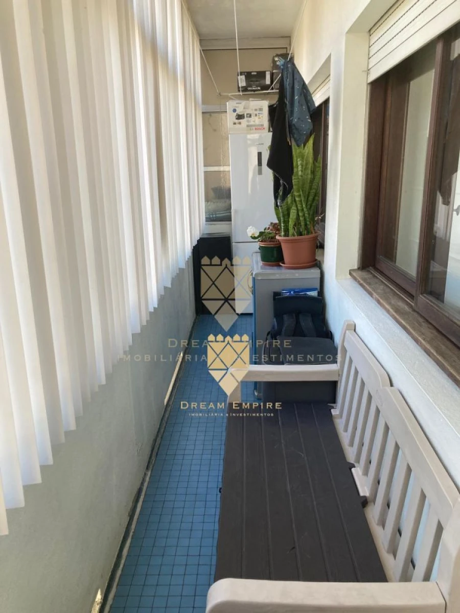 Apartamento T2 para Venda em Paranhos Foto 17