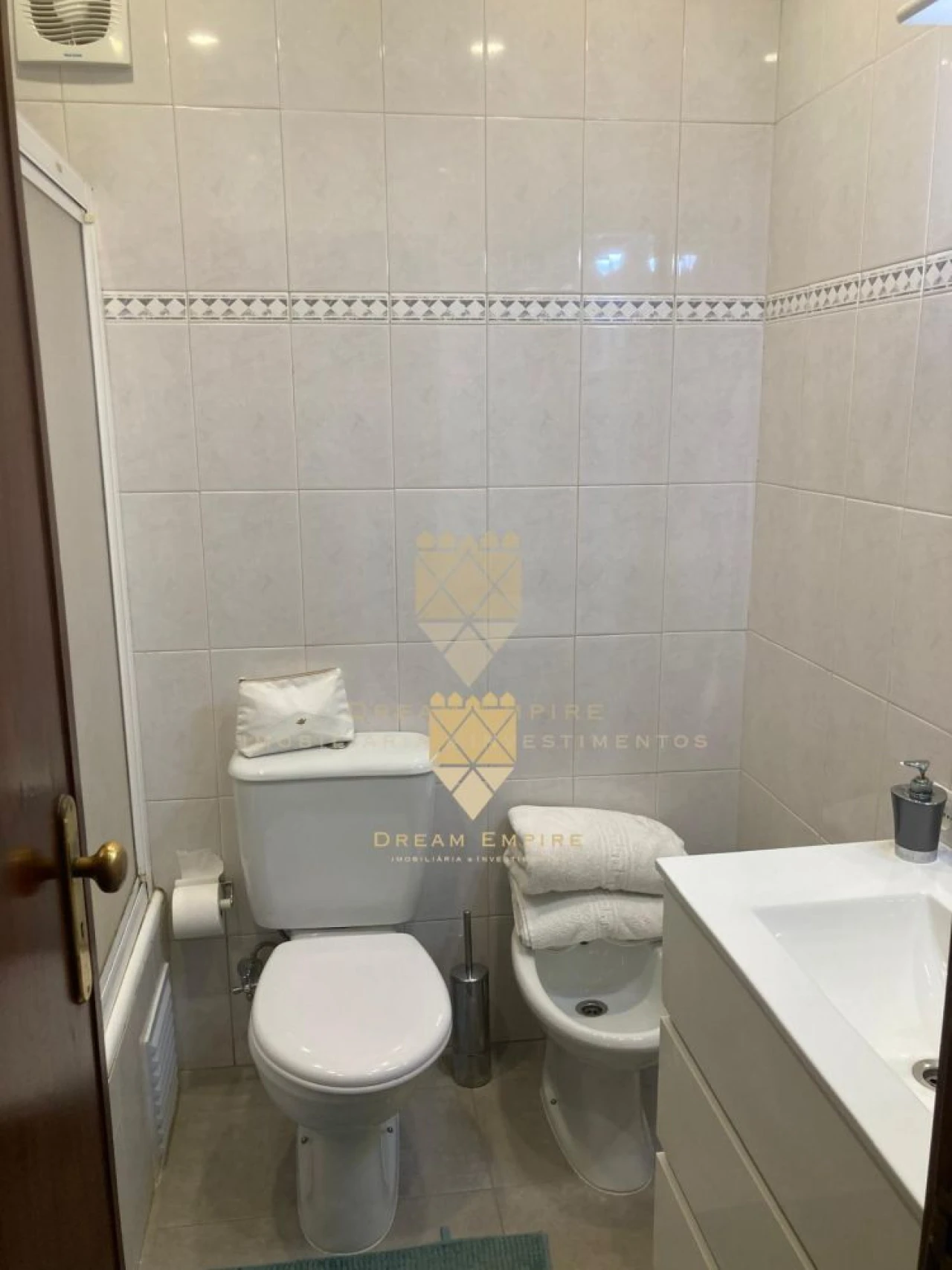 Apartamento T2 para Venda em Paranhos Foto 8